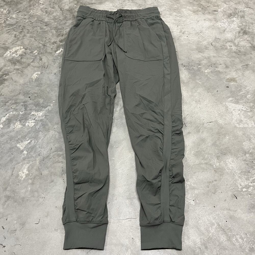 Lululemon Beyond the Studio Jogger Green High Waist Pants Women's Size 6